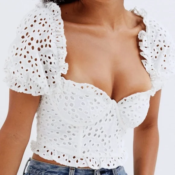 NEW for love and lemons Becca Eyelet Corset Crop Top - Picture 3 of 7